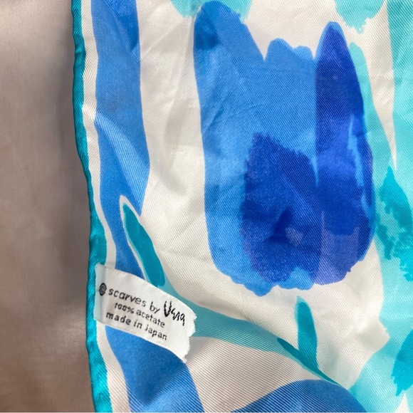 Ugna vintage daffodil scarf - Picture 4 of 4